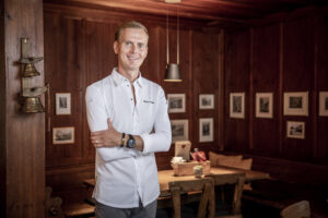 Koch Roman Crkon Hotel Handeck